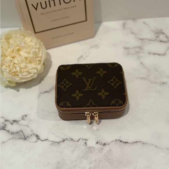 ❤️ Monogram Zippered Pill Case / Accessories Case / Jewelry Case HANDMADE ❤️ - Picture 10 of 11